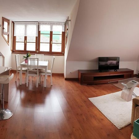 Atico Cine Colon Apartment Рибадео Екстериор снимка