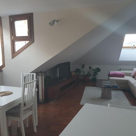 Atico Cine Colon Apartment Рибадео Екстериор снимка