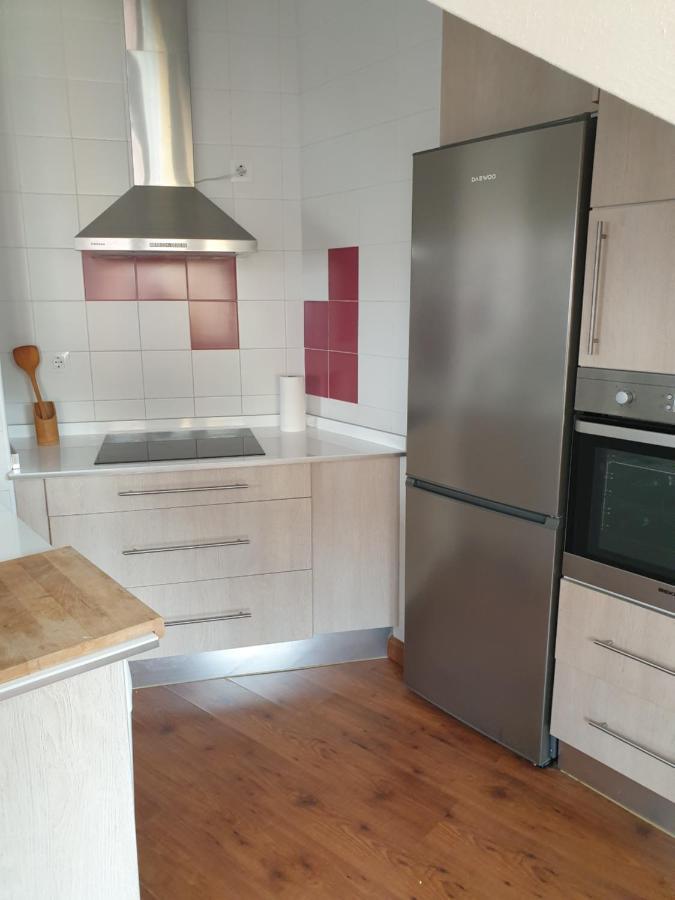 Atico Cine Colon Apartment Рибадео Екстериор снимка
