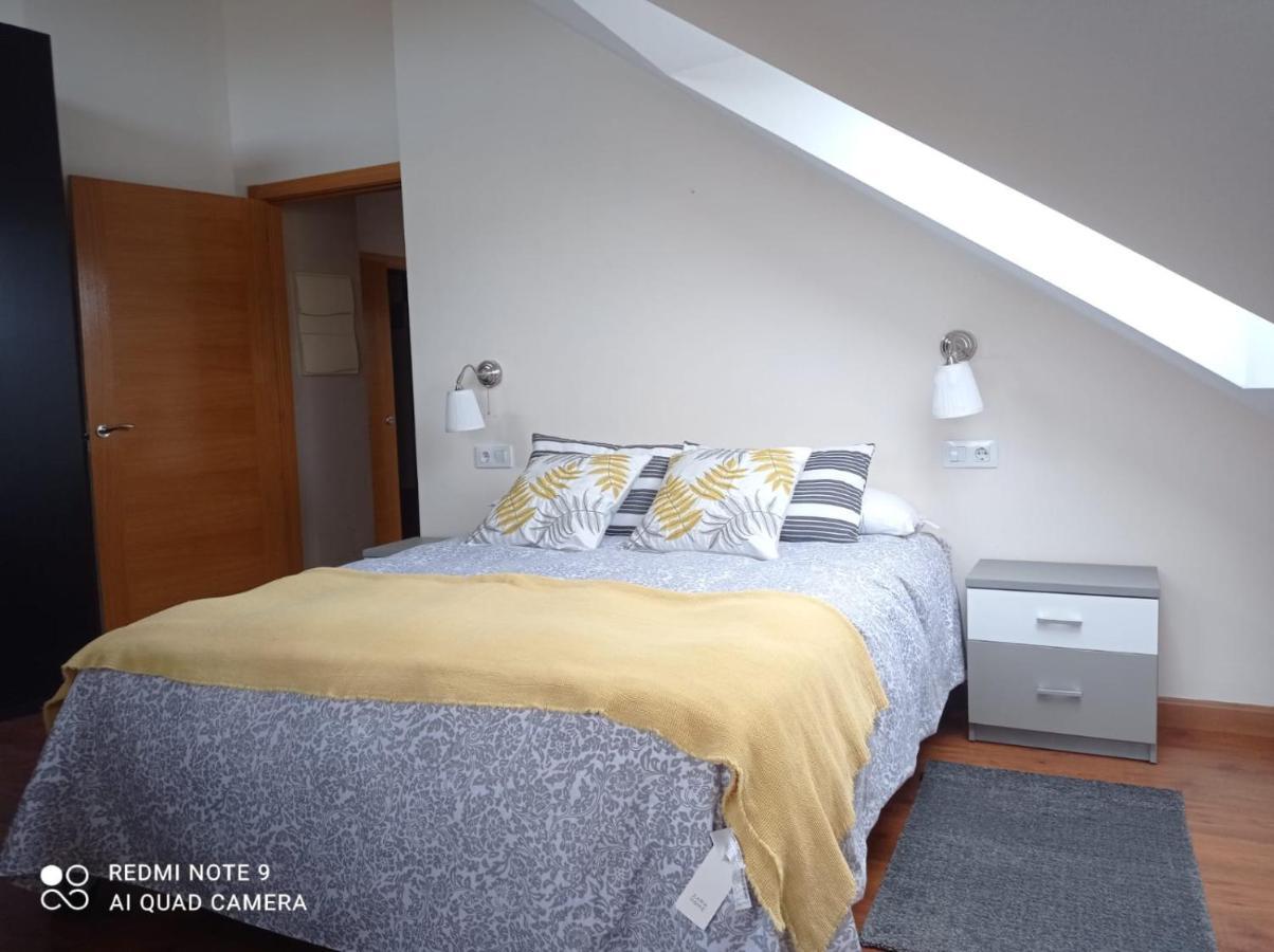 Atico Cine Colon Apartment Рибадео Екстериор снимка