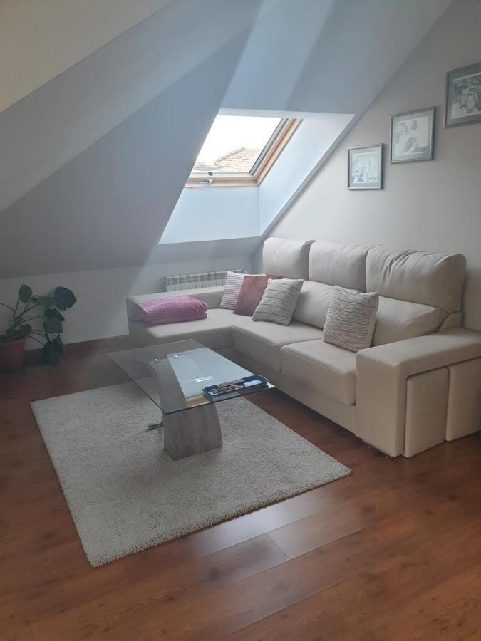 Atico Cine Colon Apartment Рибадео Екстериор снимка